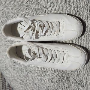 Puma White Sneakers